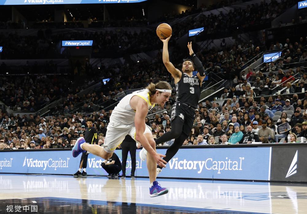 了一个追逐 了一个追逐