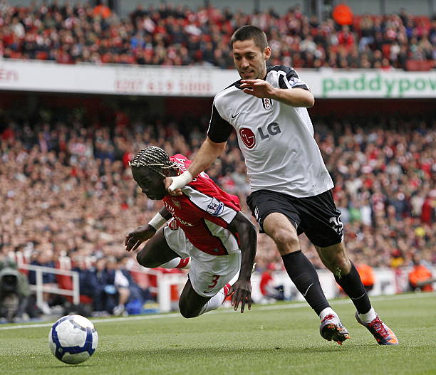 当时引发争 当时引发争