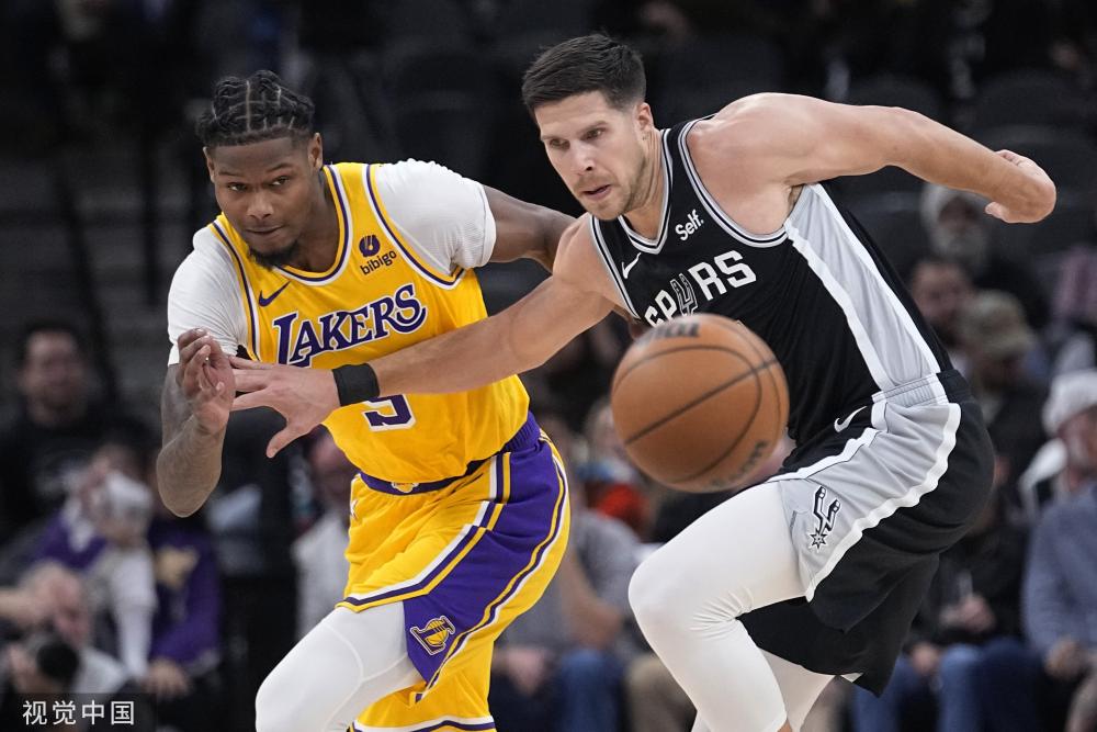 闻和报道 闻和报道