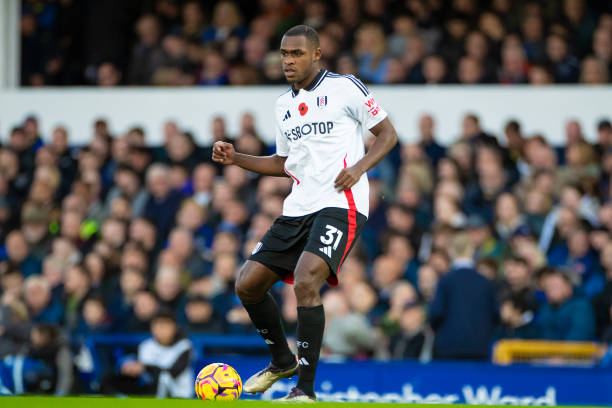 鲁媒：山东队临时主帅韩鹏“两头挑”，同时负责一队与B队.