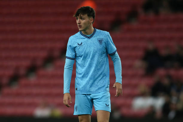 与曼联合作 与曼联合作